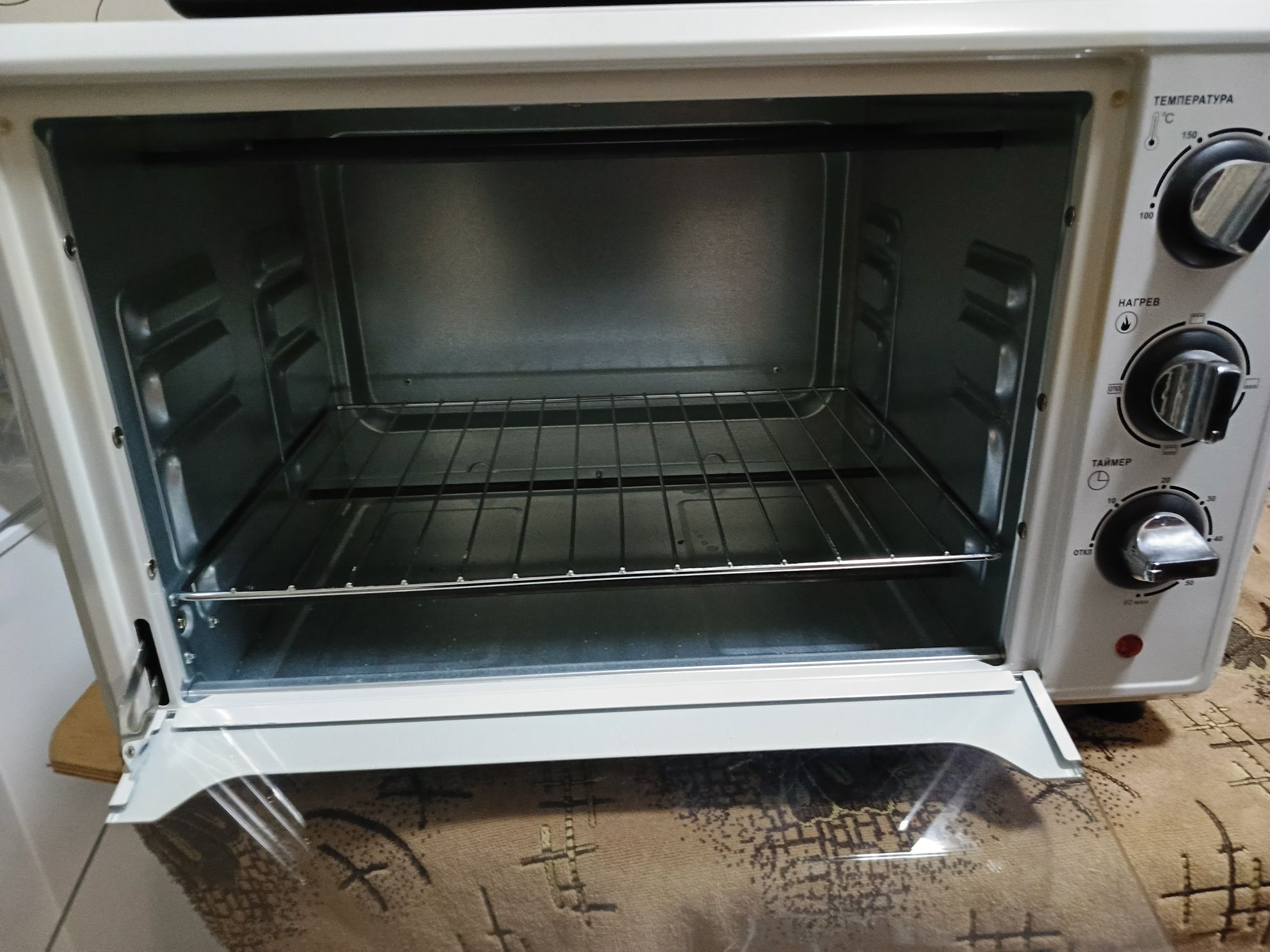 Продам духовую печь