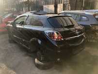 Dezmembrez Opel Astra H GTC 1.7 diesel 2008 negru