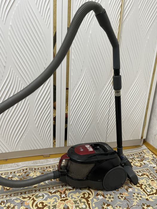 Продам пылесос..