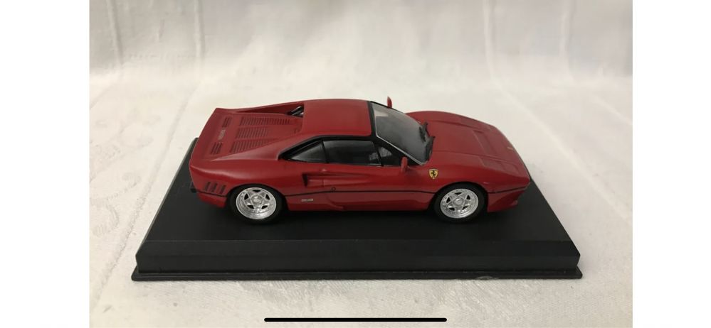 Macheta Ferrari 288 GTO IXO 1/43