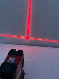 Hilti pm 2L laser orizontal vertical trasat aliniat bosch