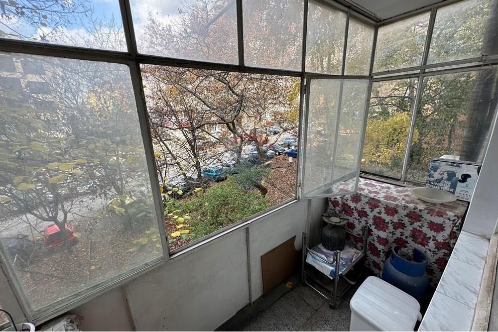 Двустаен апартамент с отделна кухня