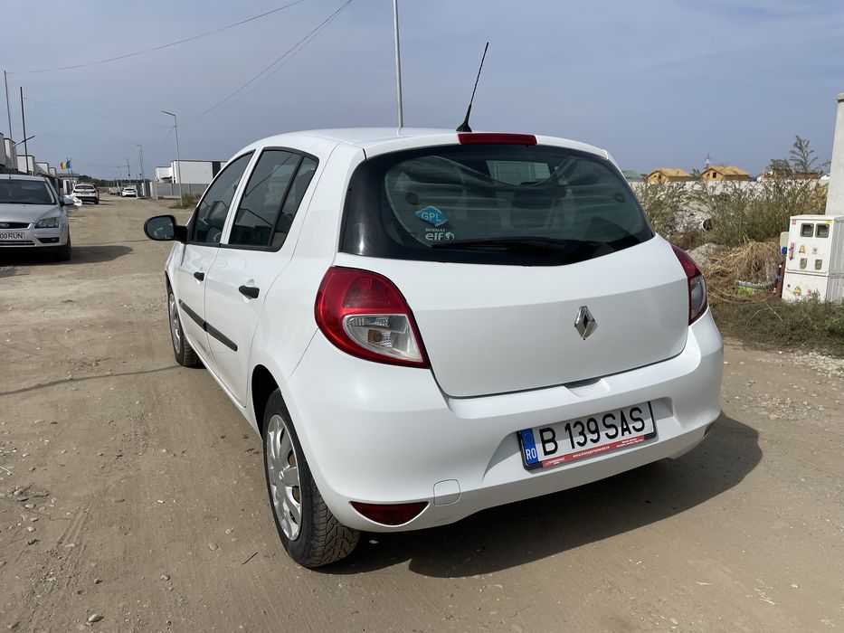 Renault Clio 3 yahoo edition