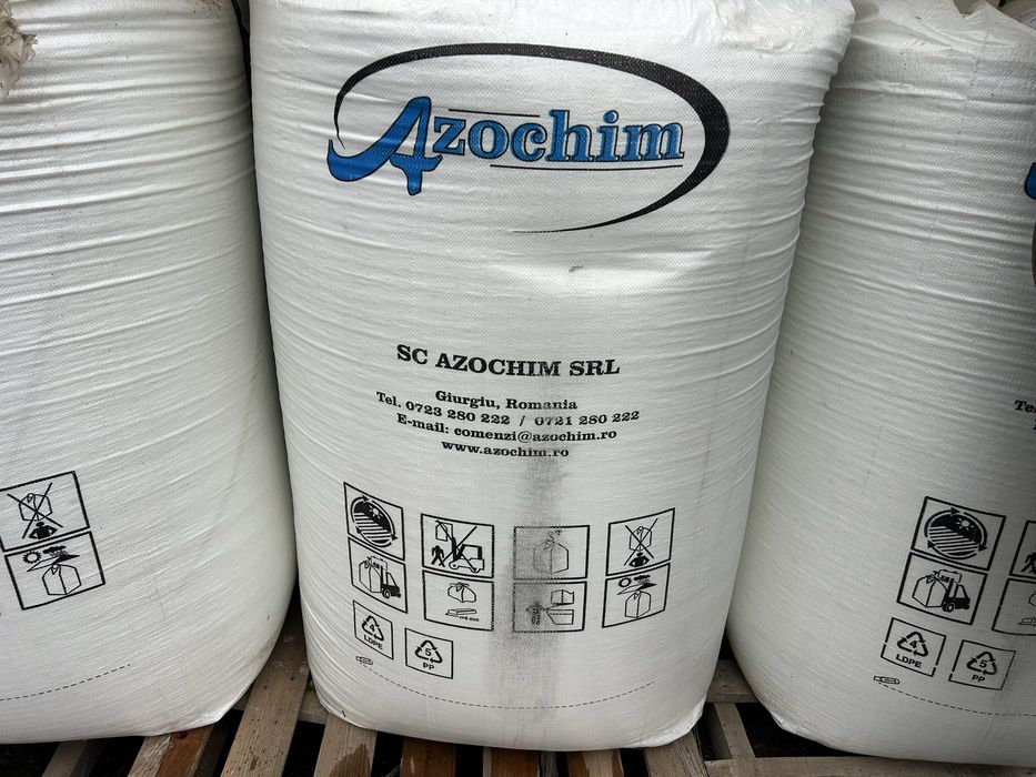 Azotat se amoniu uree