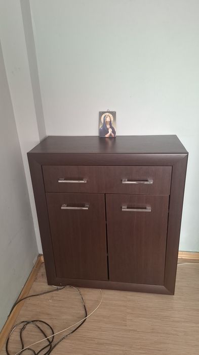 Mobila de dormitor și bucătărie în stare foarte bună!