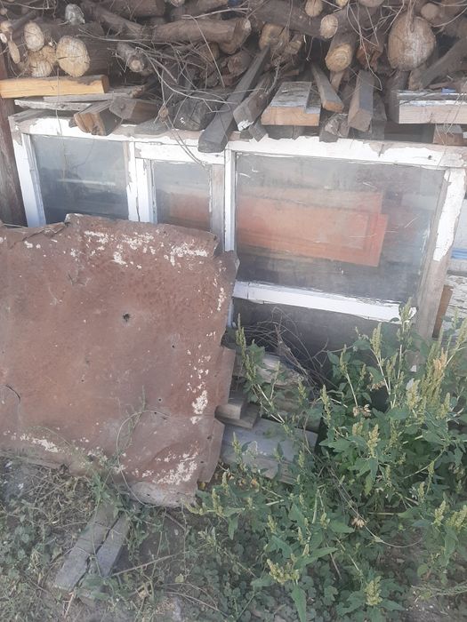 Деревяные рамы со стеклом