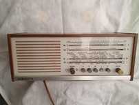 Aparat radio vintage Loewe Opta Novella 82002