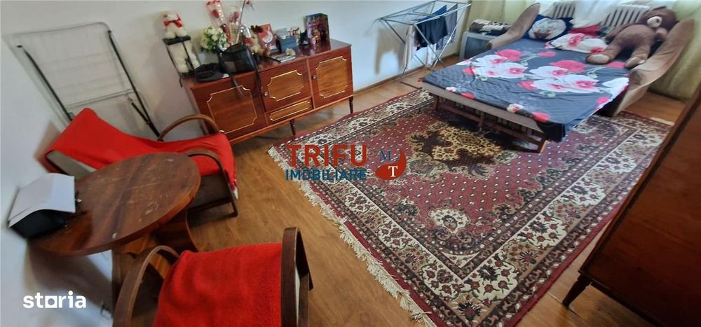 Apartament 2 camere de vanzare zona Mercur