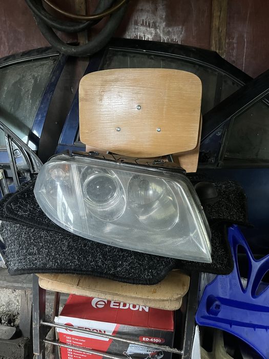 Vand faruri de vw passat b5.5