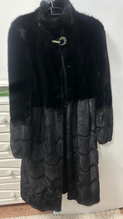 Черная норковая шуба