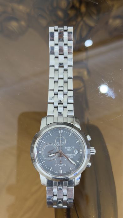 Часы tissot серебристый