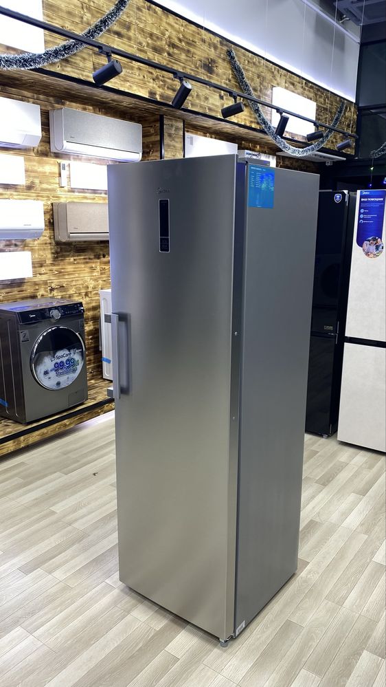 Морозильник Premium класса Midea на 272 литра / модель MDRU385FZF46