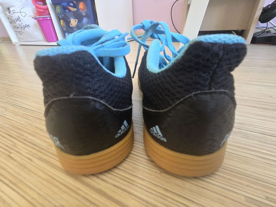 Оригинални маратонки addidas predator 34