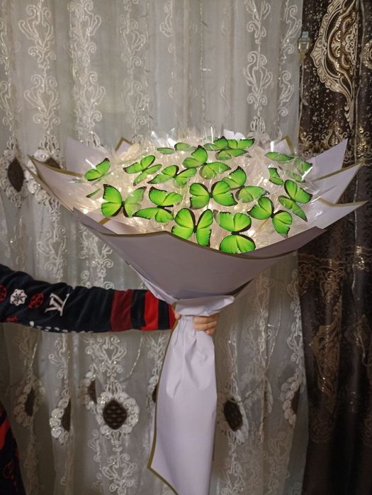 Kapalak buket chirogʻli