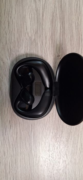 Xiaomi слушалки за спорт