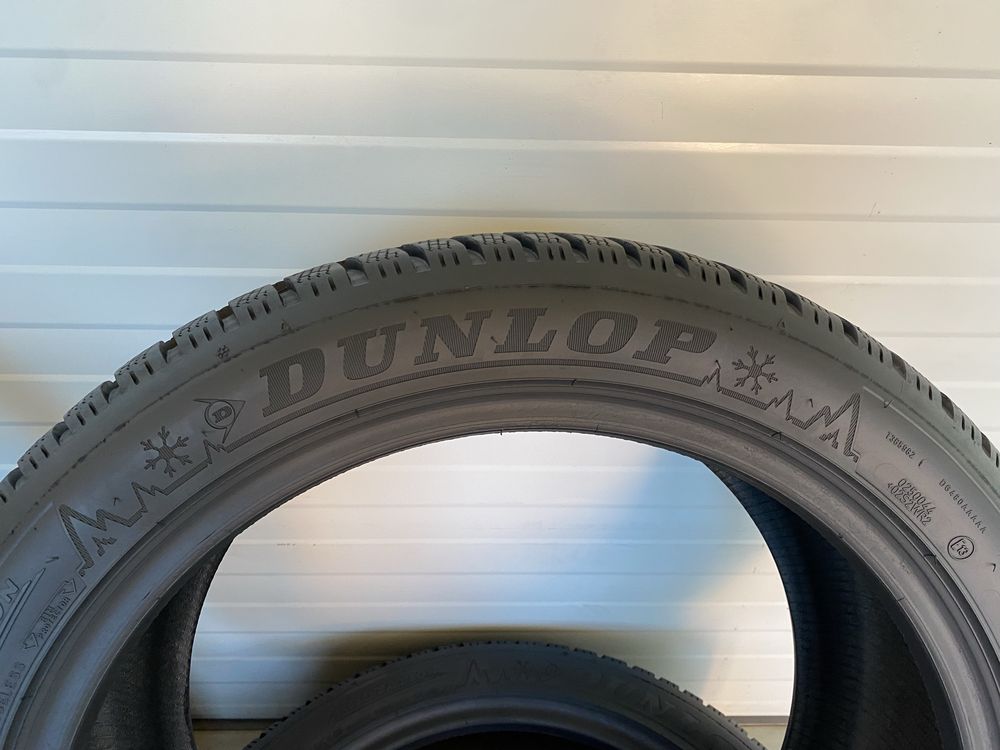 4бр зимни гуми 235/45/18/Dunlop Winter Sport5/dot1819/7.7мм грайфер