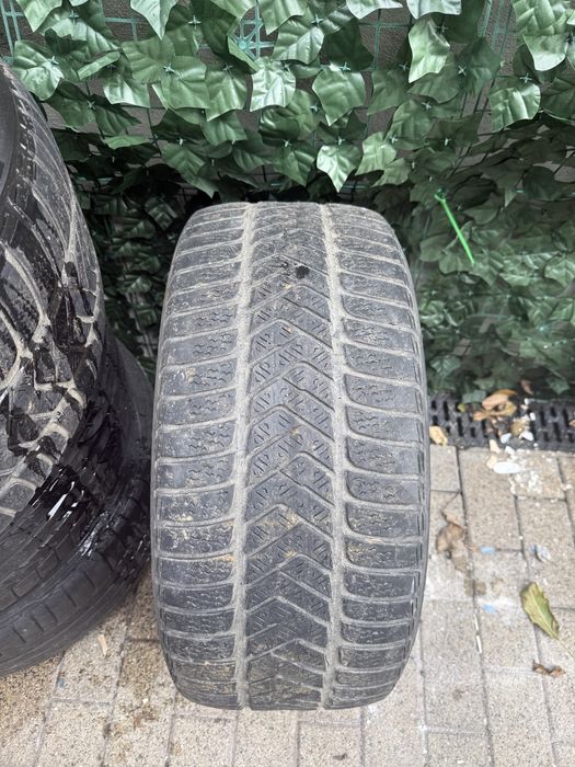 Anvelope iarna - Pirelli winter Sottozero 3 -245/40 R18