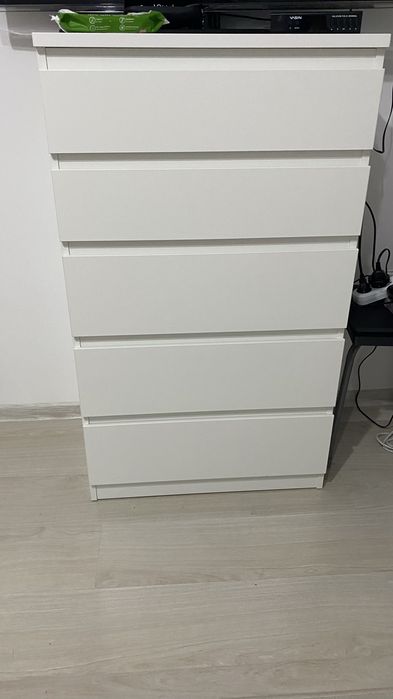 Белый Комод под Икеа  б/у