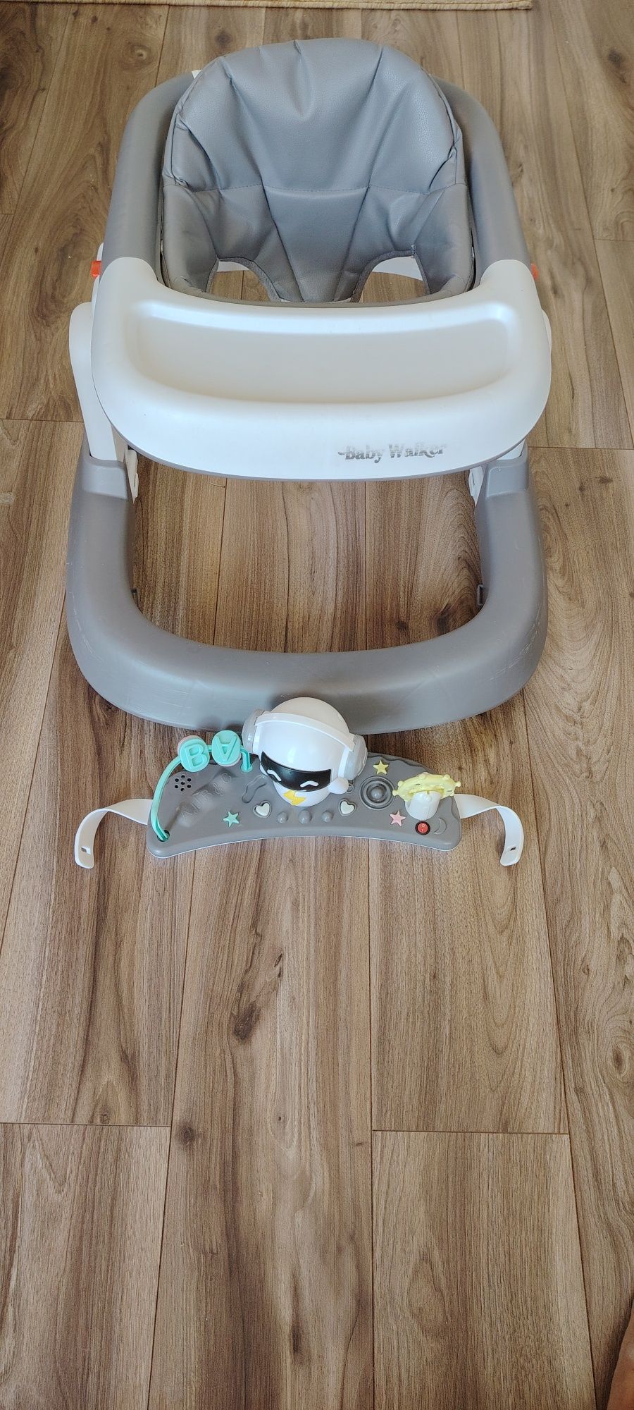 Premergator baby walker