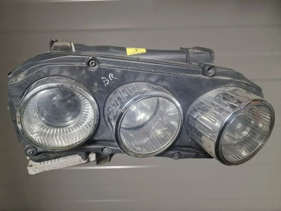 Far stanga cu xenon  complect Alfa Romeo 159