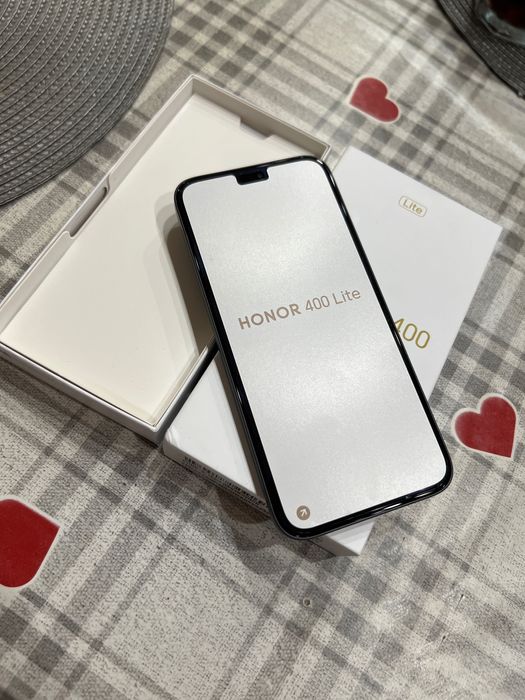 Honor 400 Lite 5G, 256GB spatiu de stocare, 8GB RAM