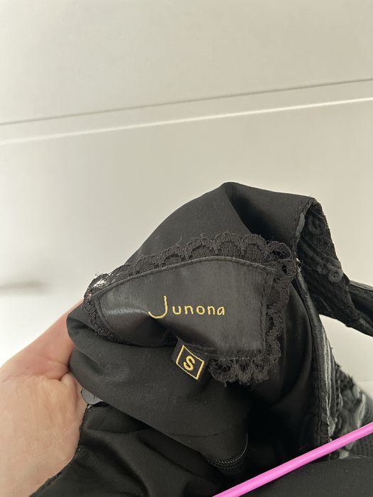Нова рокля Junona