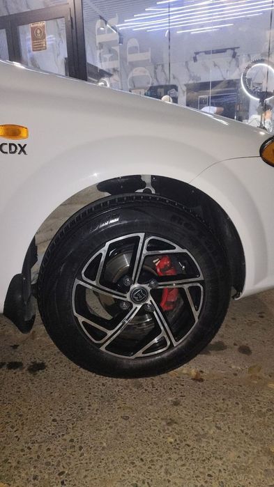 Saka r15 holati yaxshi balonlari ham bor