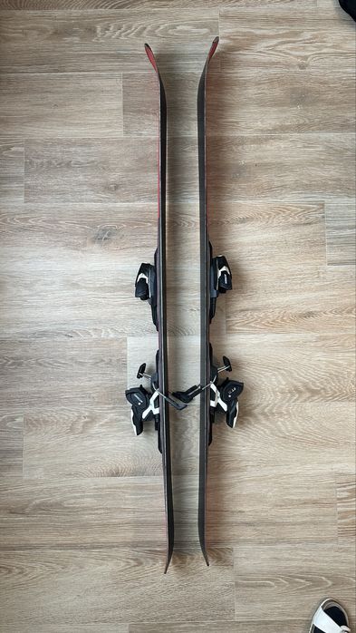 Set complet schiuri Atomic Vantage X75 + 2 perechi bete + husa