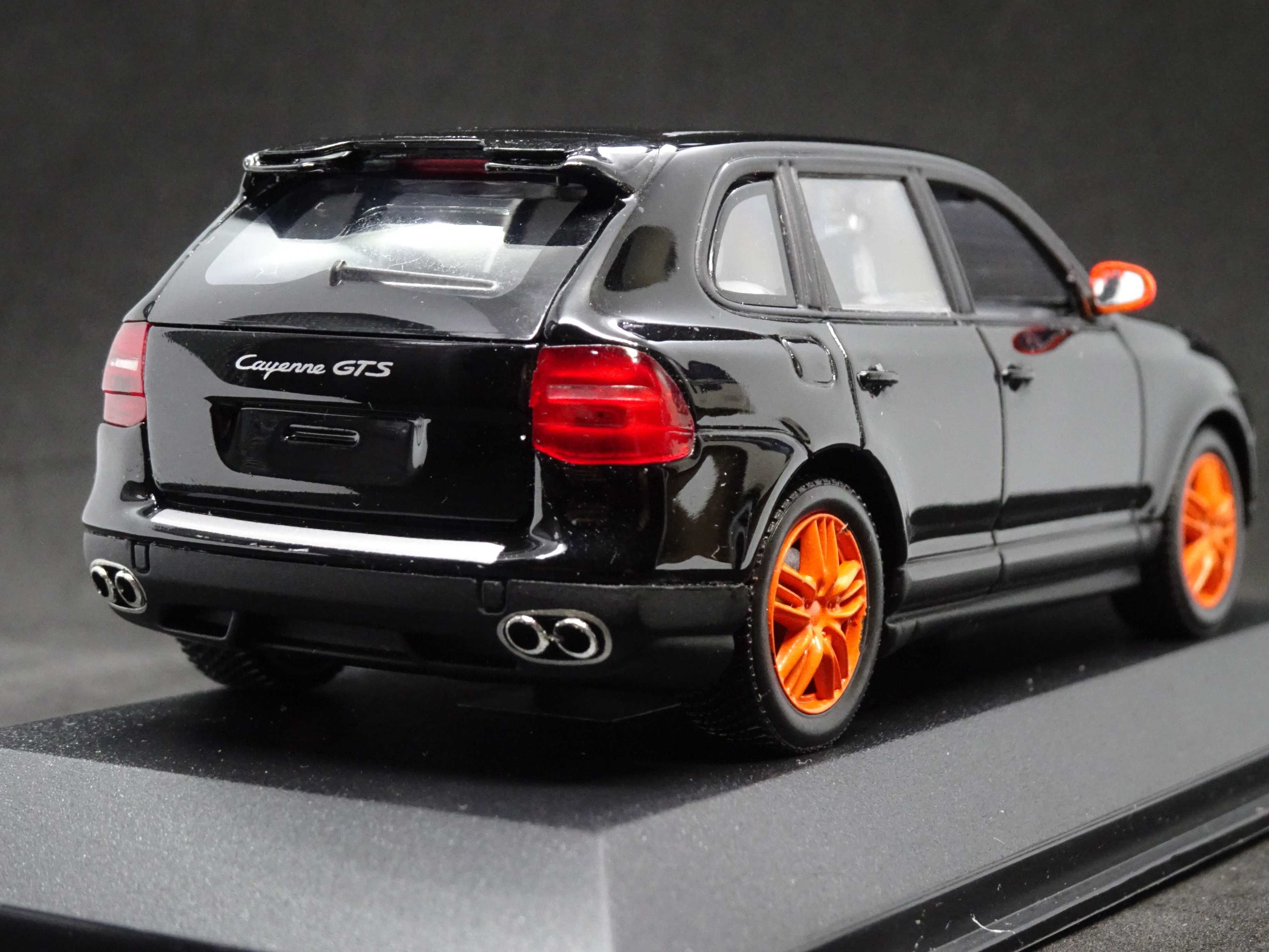 Macheta Porsche Cayenne GTS Minichamps 1:43