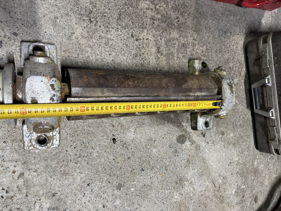 Ax abrict industrial