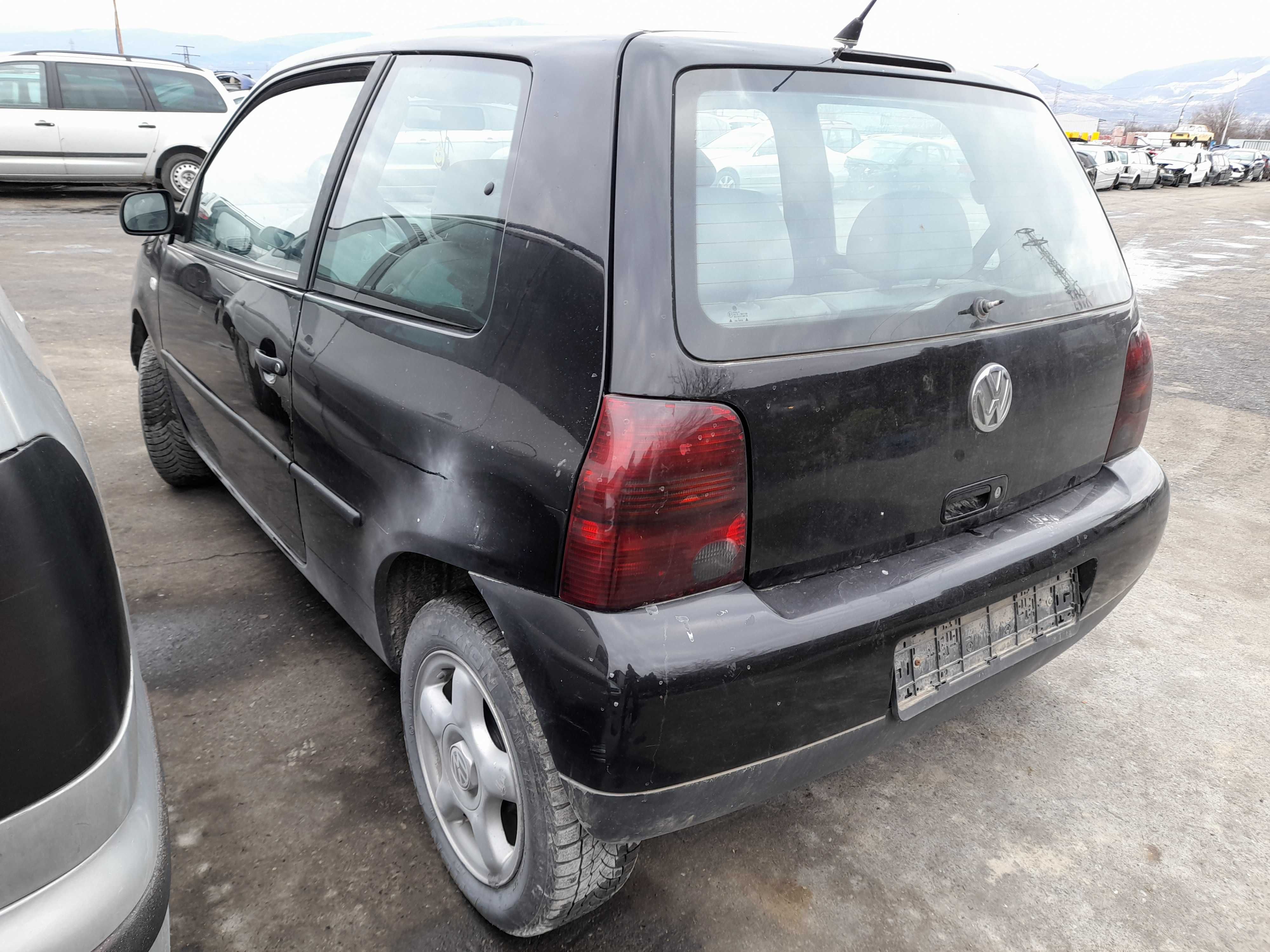 На части! VW Lupo 1.0