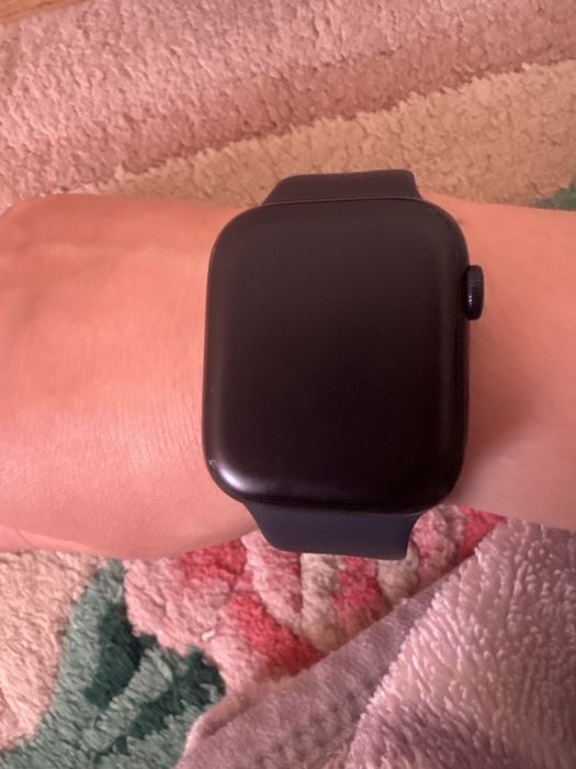 срочно продам Apple Watch Series 9 (45 мм