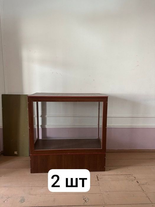 Витрина полки из стекла !