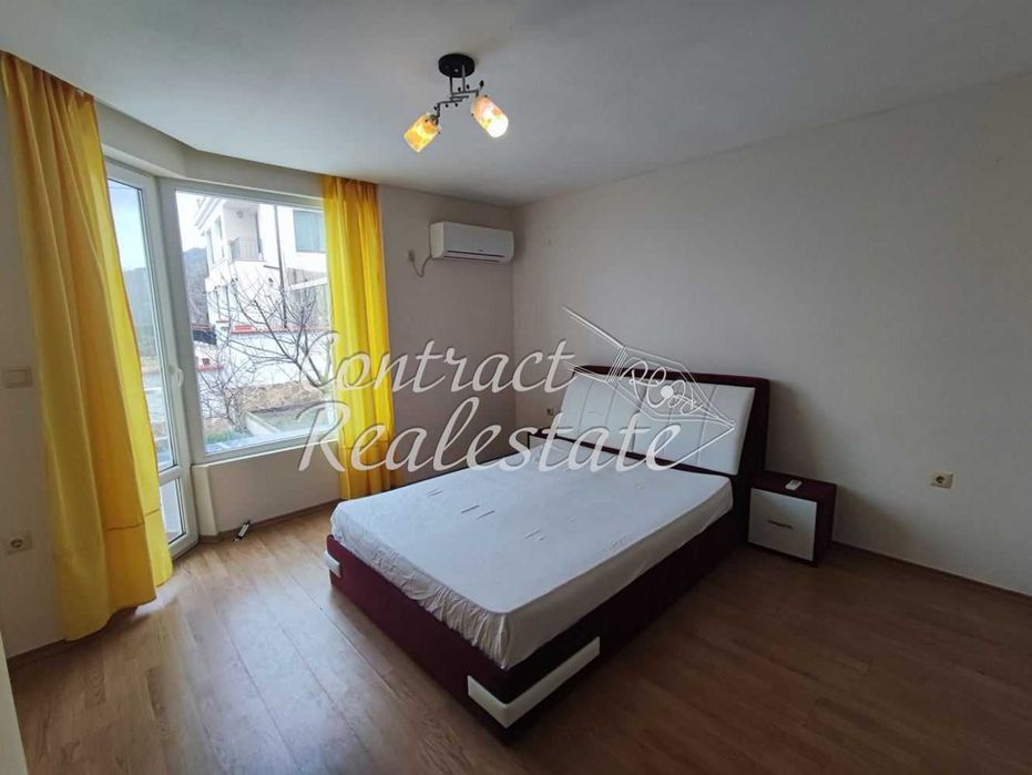 Дава се под наем Тристаен апартамент в Варна, Бриз - 120 кв.м за 484.5 € - Снимка #11