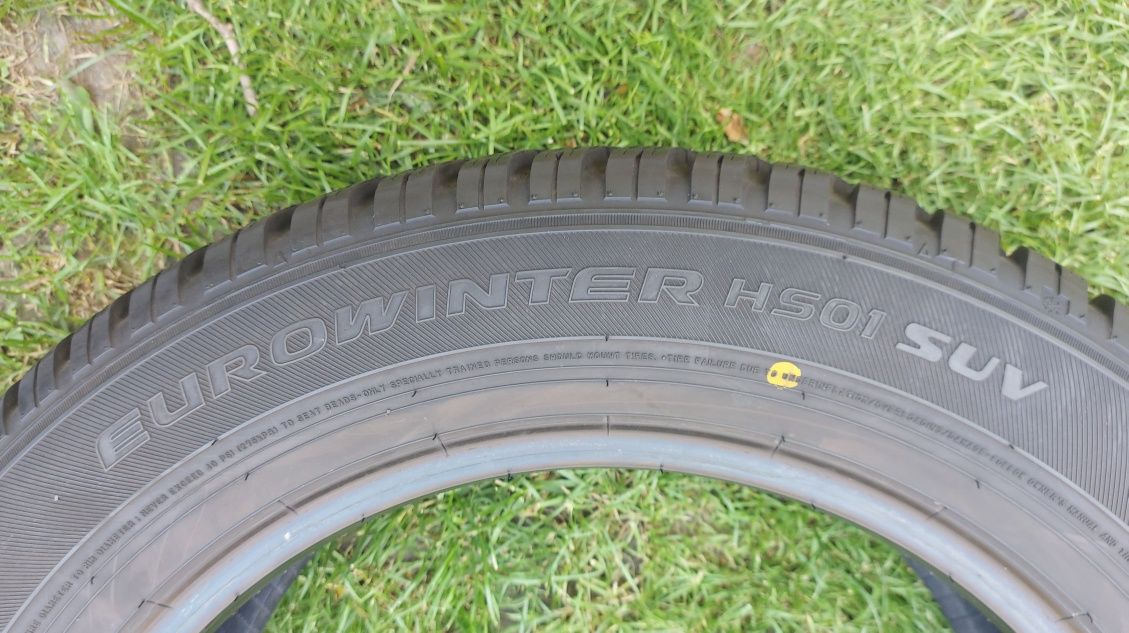 Set 4buc 225/60 R18 104V XL Falken EuroWinter HS01 SUV M+S iarnă