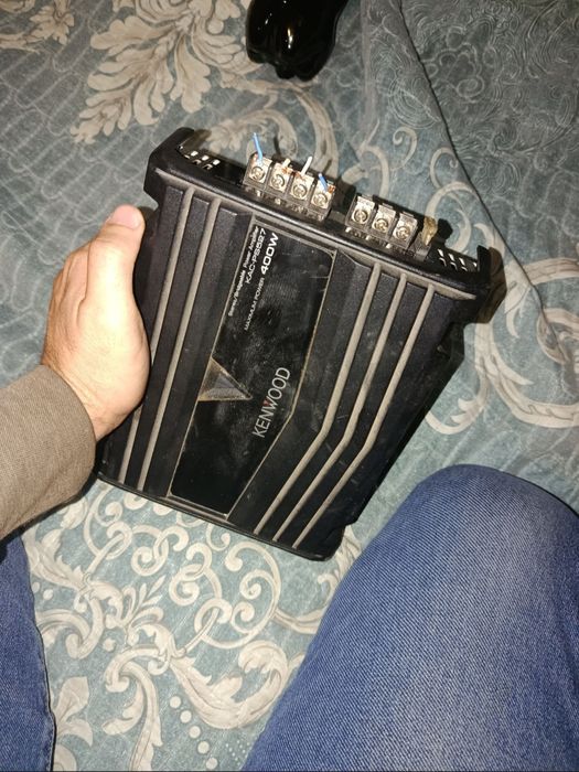 Kenwood 400w usilitel