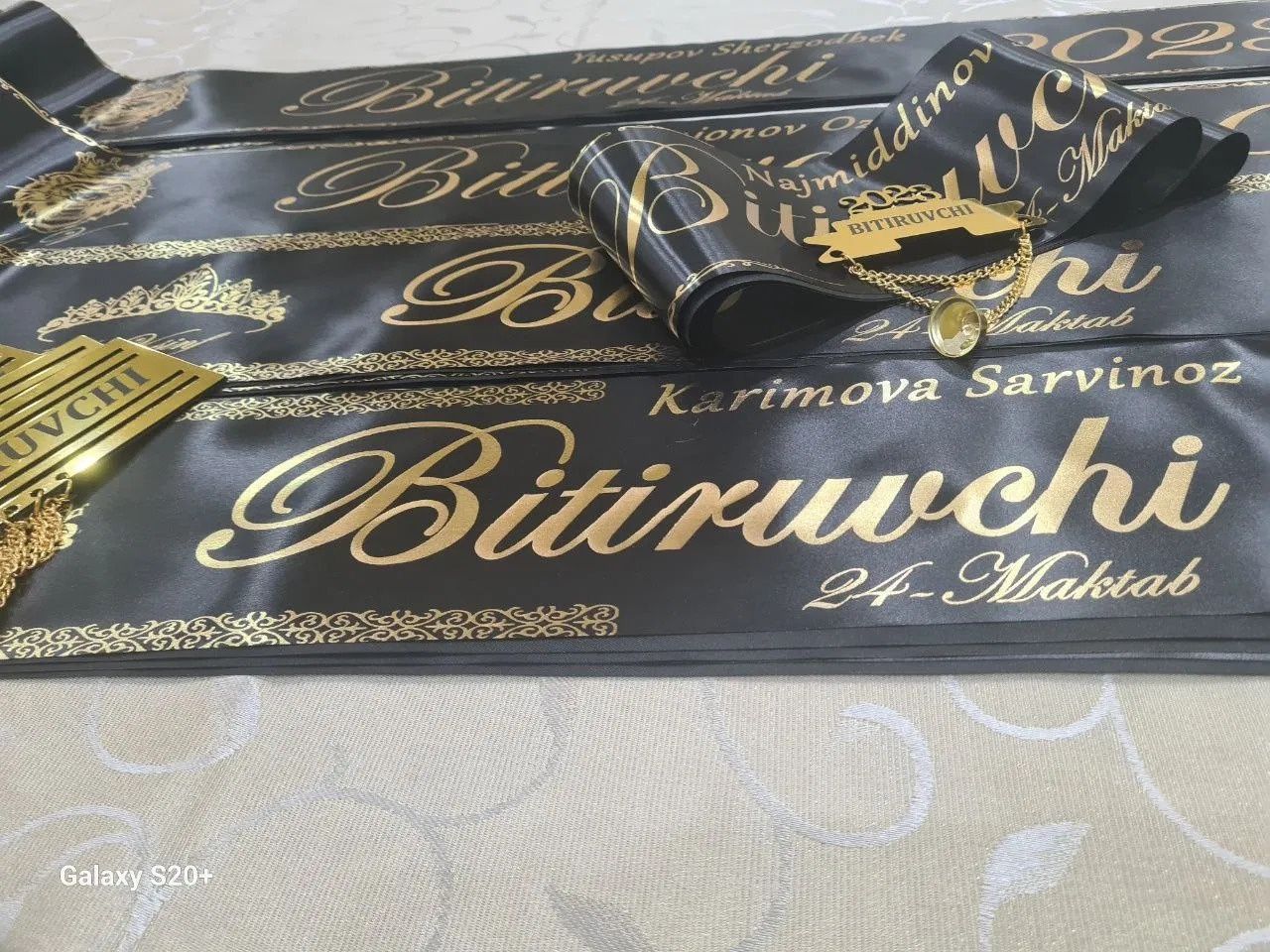 Bitiruvchi lenta