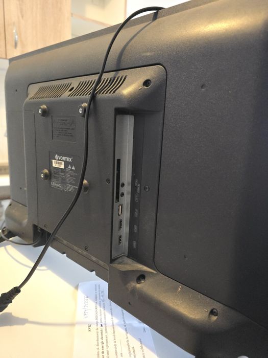 Televizor TV Vortex, 28"