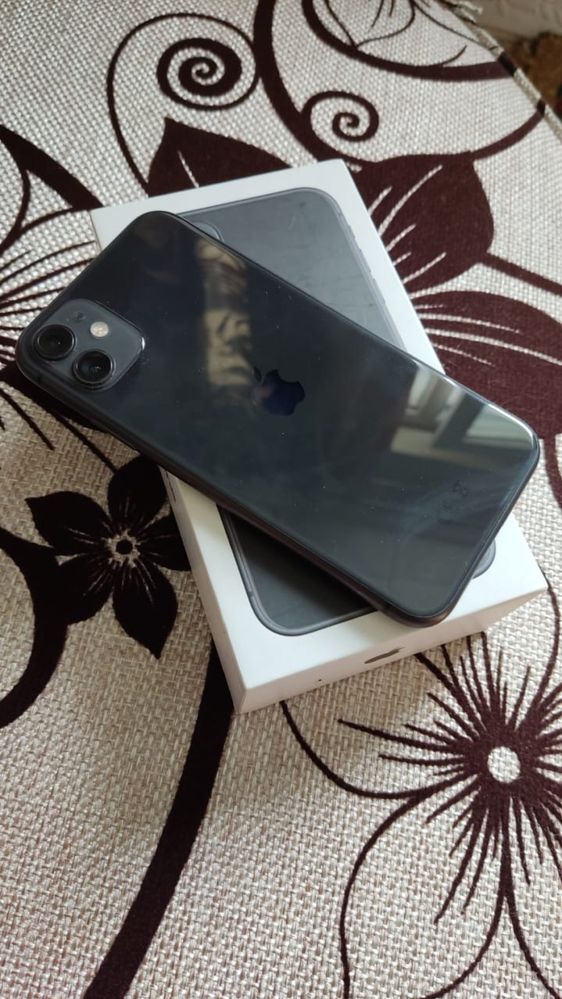 Продам Iphone 11 64gb