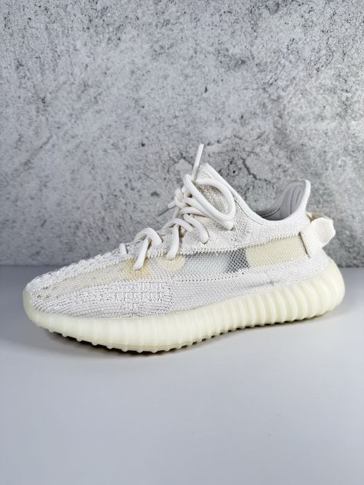 Yeezy Boost 350 V2 Bone
