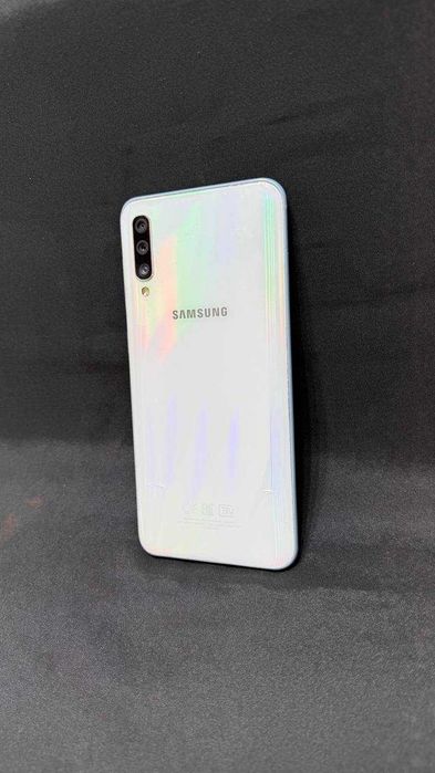 Samsung Galaxy A50 64гб (Шымкент пр Республики 40) 787/033