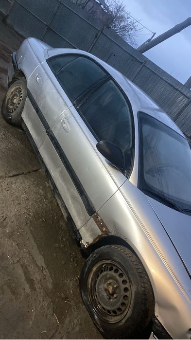 Продам опель омега б 1995г маханика обьем 2