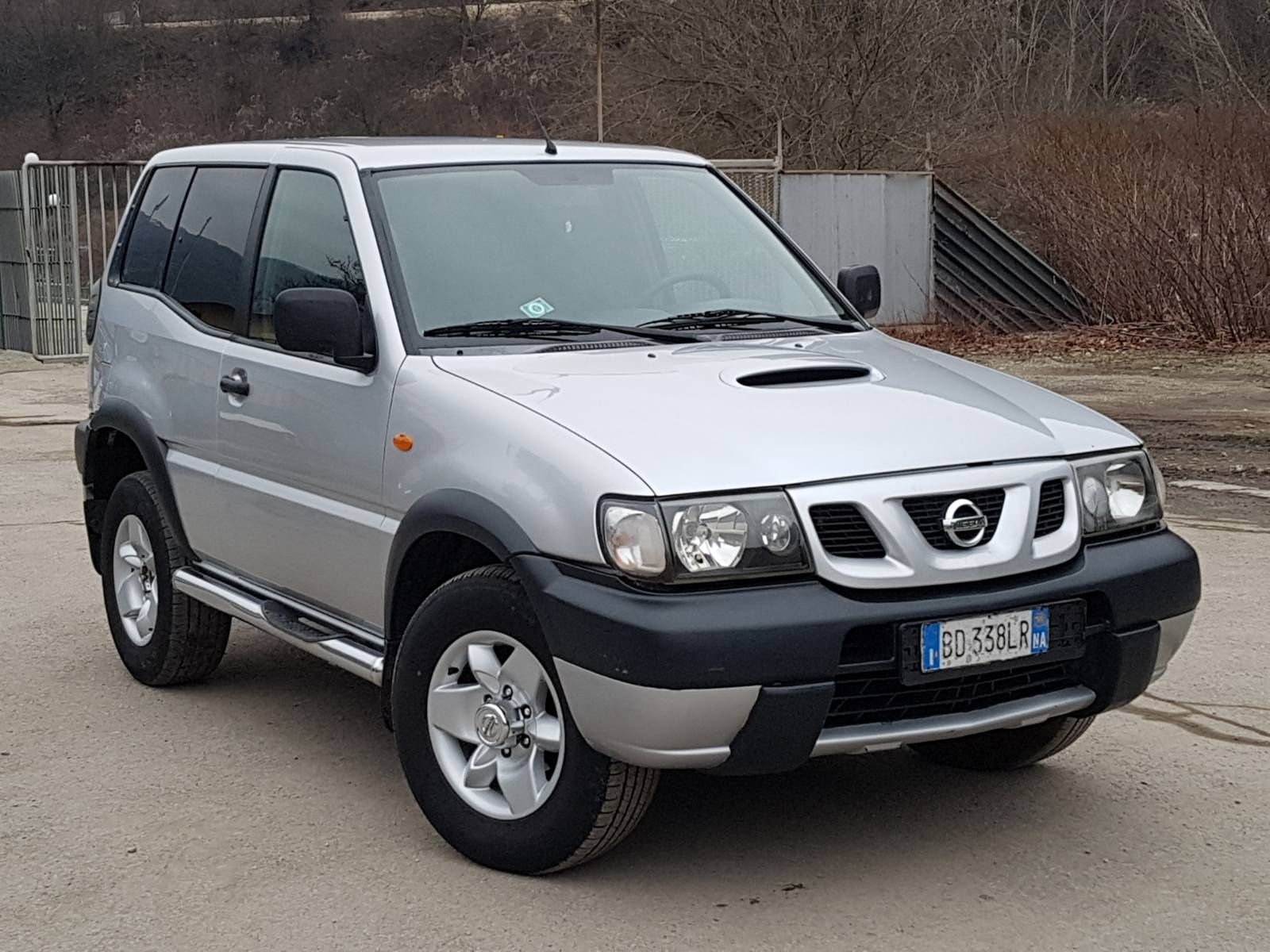 Теглич за Nissan Teranno