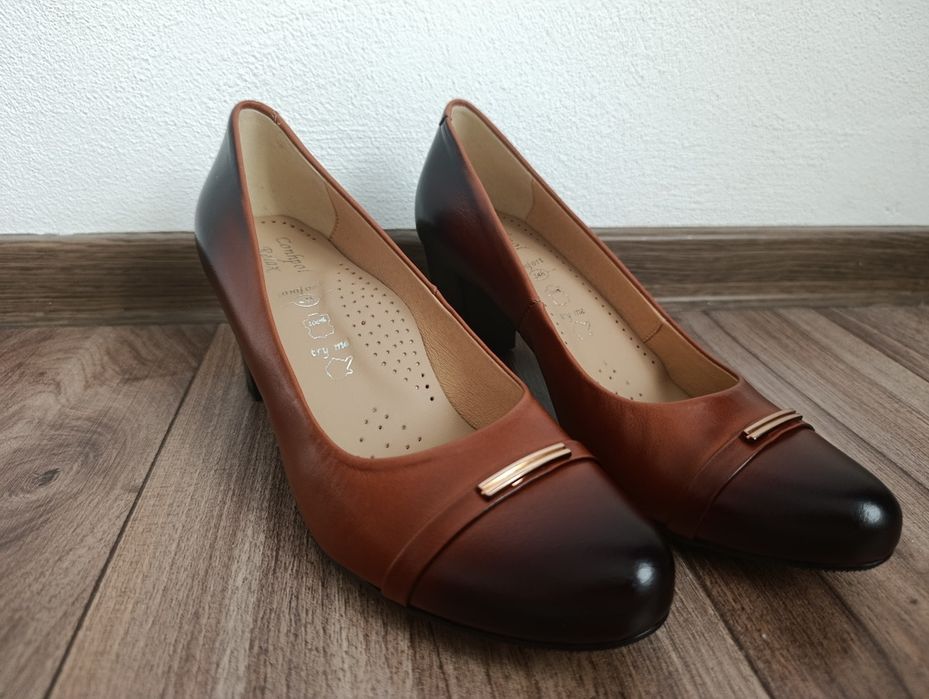 Pantofi de piele noi maro 39