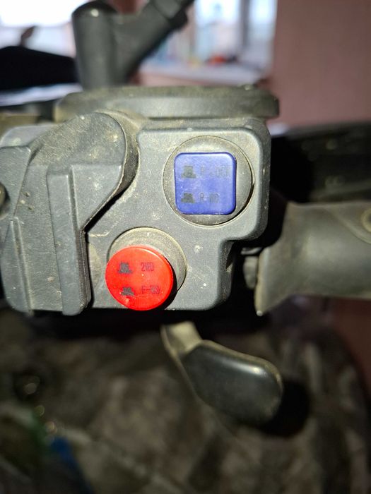 Vand 2 atv uri ,CF MOTO 520 L ,folosite foarte putin