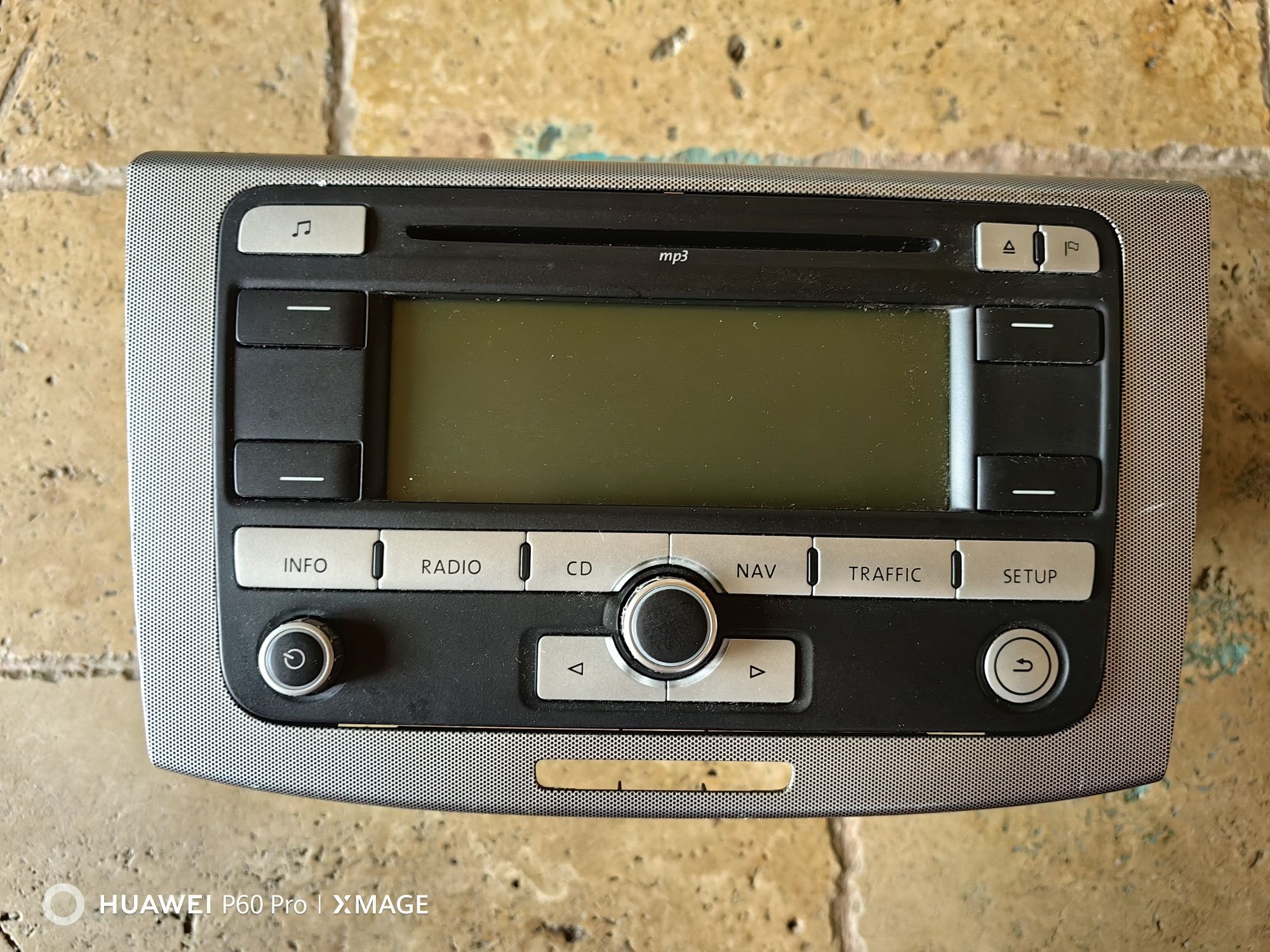 Vand radio cd mp 3 wv + rama volkswagen