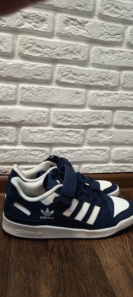 Кросовки Adidas 46 р