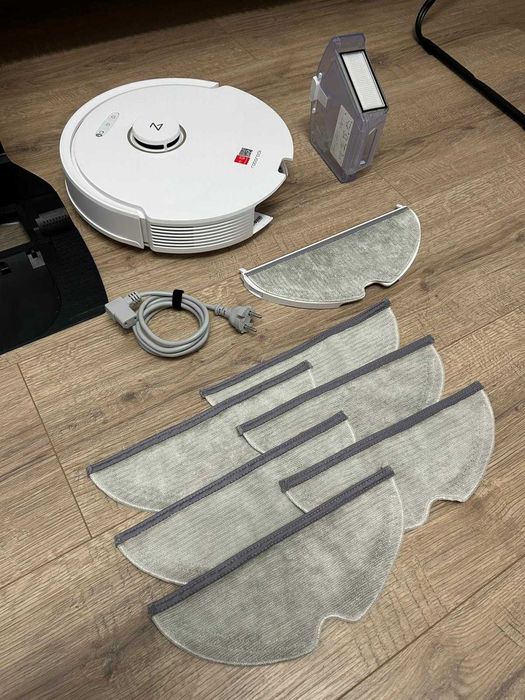 Aspirator robot ROBOROCK Q8 Max+