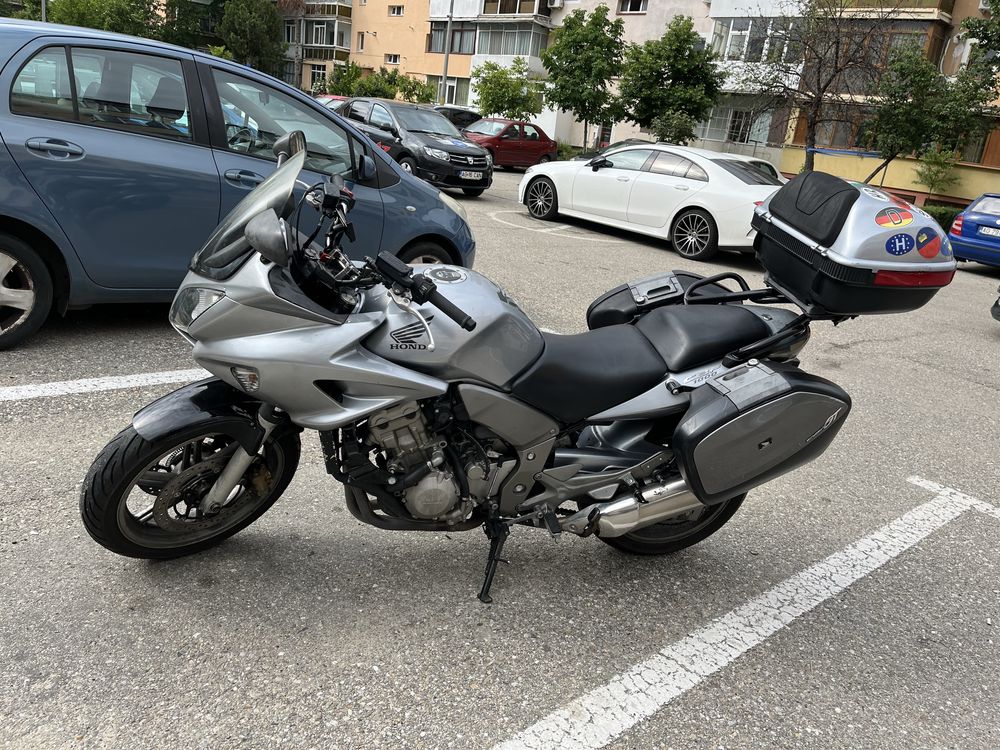 Honda CBF 1000 FA