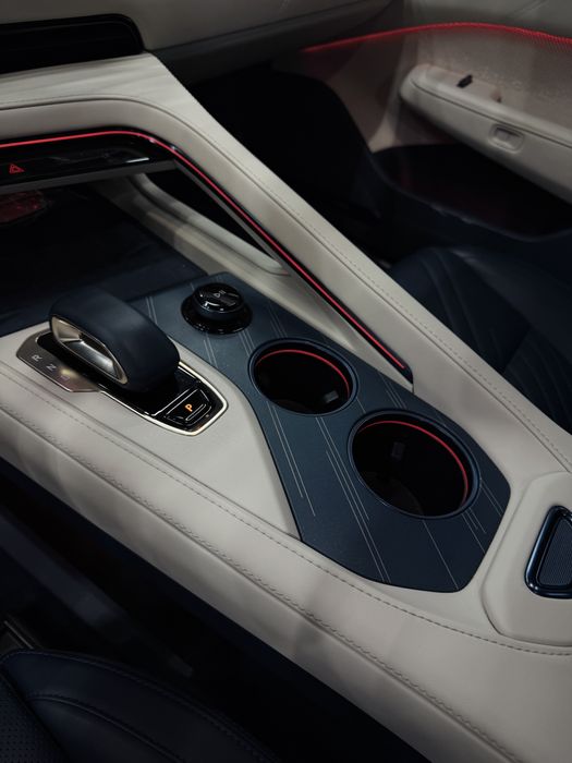 Zeekr 001 You (версия) 2024 фулл